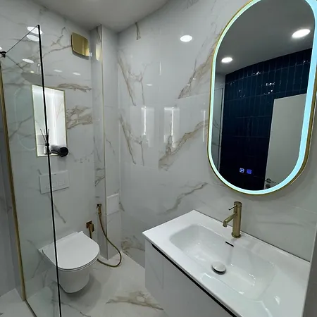 Апартаменти Sea Garden Dream *
